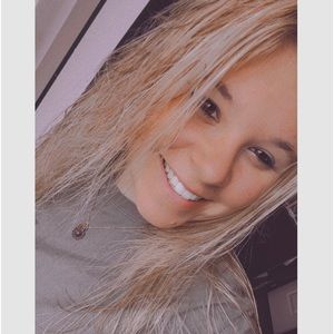 Meet your Posher, Rachel